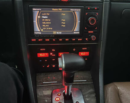 Чорний Ауді А4, об'ємом двигуна 2.97 л та пробігом 390 тис. км за 8200 $, фото 22 на Automoto.ua