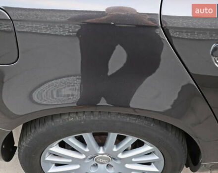 Чорний Ауді А4, об'ємом двигуна 1.6 л та пробігом 193 тис. км за 8555 $, фото 25 на Automoto.ua