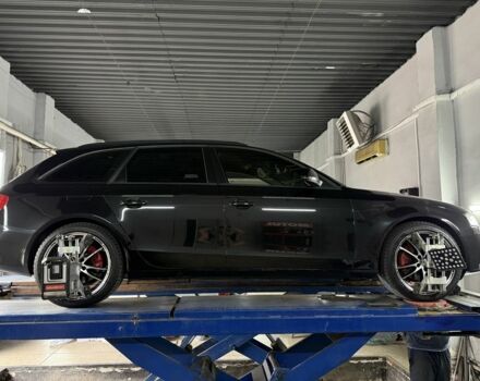 Ауді А4 2008 у Никополе на Automoto.ua Чорний Ауді А4, об'ємом двигуна 3.2 л та пробігом 270 тис. км за 8900 $, фото 1 на Automoto.ua