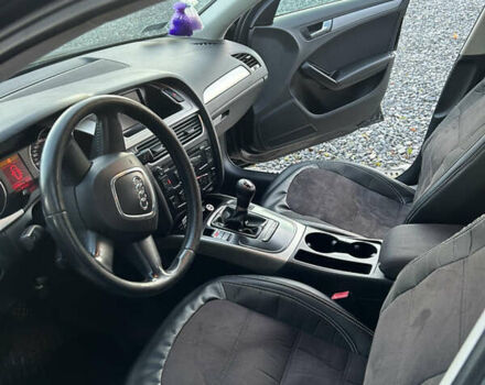 Ауді А4 2008 у Жовкві на Automoto.ua Чорний Ауді А4, об'ємом двигуна 1.8 л та пробігом 290 тис. км за 6500 $, фото 7 на Automoto.ua