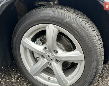 Чорний Ауді А4, об'ємом двигуна 1.6 л та пробігом 200 тис. км за 7999 $, фото 16 на Automoto.ua