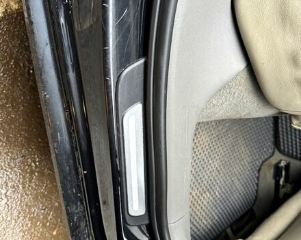 Черный Ауди А4, объемом двигателя 1.8 л и пробегом 239 тыс. км за 10000 $, фото 9 на Automoto.ua