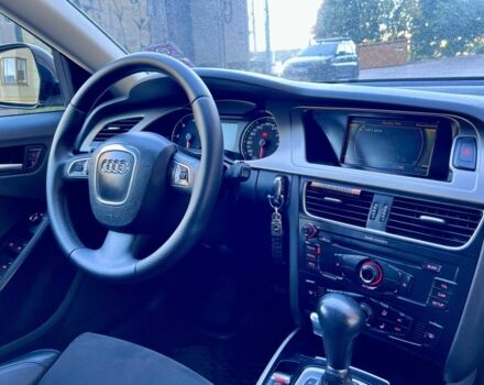 Черный Ауди А4, объемом двигателя 2 л и пробегом 242 тыс. км за 9750 $, фото 21 на Automoto.ua