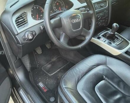 Чорний Ауді А4, об'ємом двигуна 1.8 л та пробігом 223 тис. км за 9000 $, фото 4 на Automoto.ua