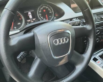 Чорний Ауді А4, об'ємом двигуна 1.8 л та пробігом 223 тис. км за 9000 $, фото 5 на Automoto.ua