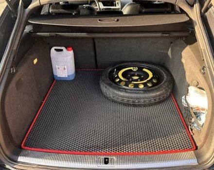 Черный Ауди А4, объемом двигателя 2 л и пробегом 211 тыс. км за 12000 $, фото 9 на Automoto.ua