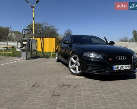 Черный Ауди А4, объемом двигателя 1.97 л и пробегом 287 тыс. км за 9000 $, фото 2 на Automoto.ua