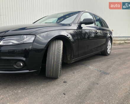 Черный Ауди А4, объемом двигателя 1.8 л и пробегом 166 тыс. км за 12500 $, фото 2 на Automoto.ua