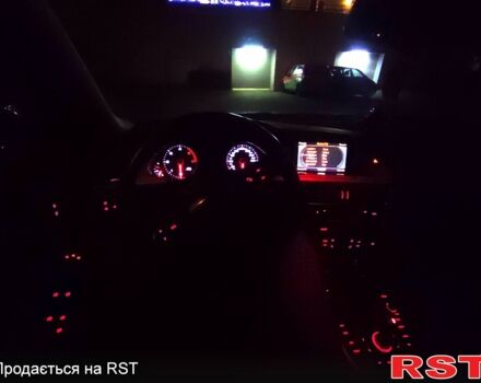 Чорний Ауді А4, об'ємом двигуна 2 л та пробігом 250 тис. км за 12000 $, фото 2 на Automoto.ua