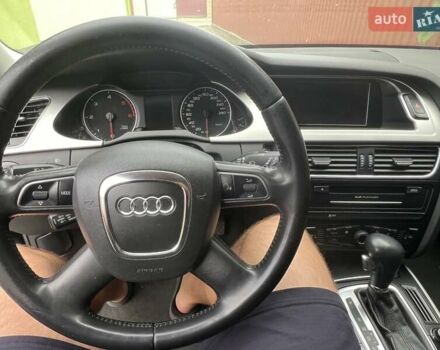 Черный Ауди А4, объемом двигателя 2 л и пробегом 270 тыс. км за 10000 $, фото 1 на Automoto.ua