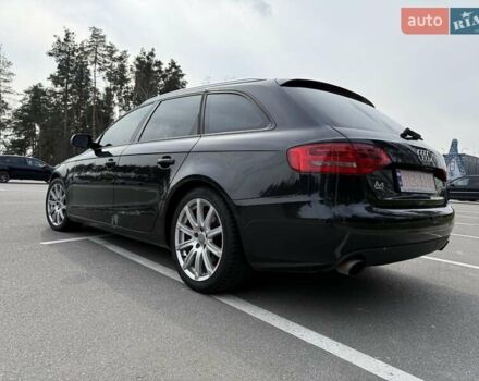 Ауді А4 2010 у Києві на Automoto.ua Чорний Ауді А4, об'ємом двигуна 2 л та пробігом 221 тис. км за 10200 $, фото 13 на Automoto.ua