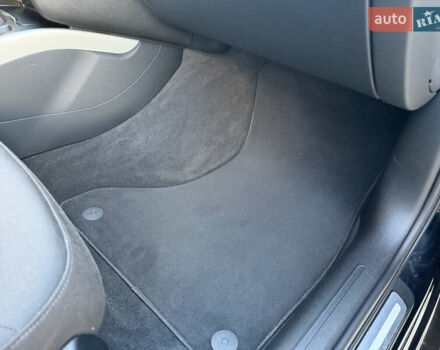 Черный Ауди А4, объемом двигателя 2 л и пробегом 166 тыс. км за 9999 $, фото 31 на Automoto.ua