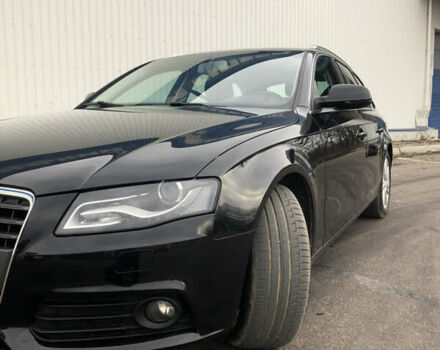 Черный Ауди А4, объемом двигателя 1.8 л и пробегом 166 тыс. км за 12500 $, фото 4 на Automoto.ua