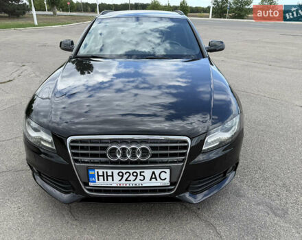 Чорний Ауді А4, об'ємом двигуна 1.8 л та пробігом 200 тис. км за 10000 $, фото 3 на Automoto.ua