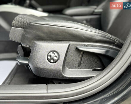 Чорний Ауді А4, об'ємом двигуна 2.7 л та пробігом 265 тис. км за 10550 $, фото 64 на Automoto.ua