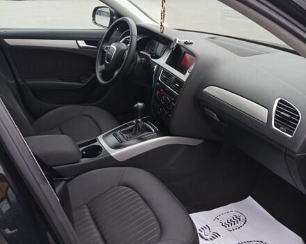 Черный Ауди А4, объемом двигателя 1.8 л и пробегом 220 тыс. км за 9000 $, фото 6 на Automoto.ua