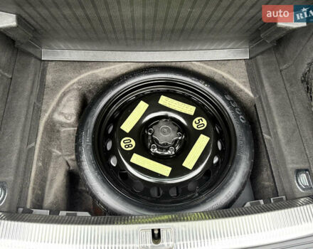 Чорний Ауді А4, об'ємом двигуна 2.7 л та пробігом 265 тис. км за 10550 $, фото 79 на Automoto.ua