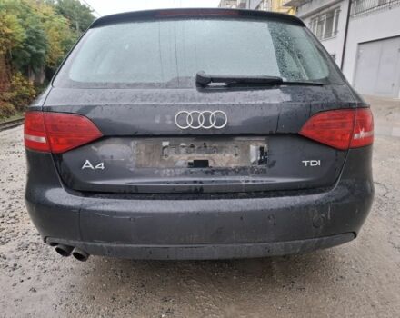 Черный Ауди А4, объемом двигателя 2 л и пробегом 365 тыс. км за 5000 $, фото 3 на Automoto.ua