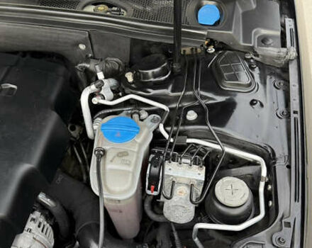 Черный Ауди А4, объемом двигателя 2 л и пробегом 177 тыс. км за 10200 $, фото 48 на Automoto.ua