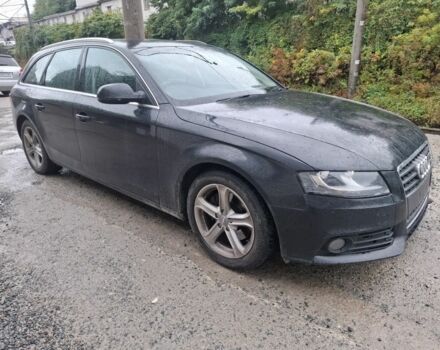 Черный Ауди А4, объемом двигателя 2 л и пробегом 365 тыс. км за 5000 $, фото 1 на Automoto.ua