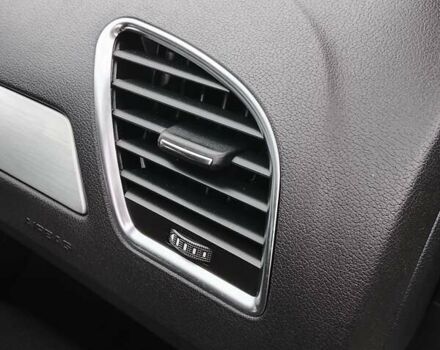 Черный Ауди А4, объемом двигателя 1.98 л и пробегом 250 тыс. км за 9900 $, фото 13 на Automoto.ua