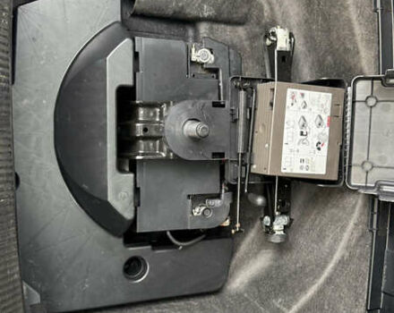 Черный Ауди А4, объемом двигателя 2 л и пробегом 177 тыс. км за 10200 $, фото 26 на Automoto.ua