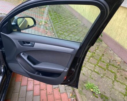 Чорний Ауді А4, об'ємом двигуна 2 л та пробігом 266 тис. км за 10200 $, фото 12 на Automoto.ua