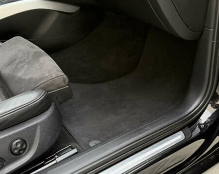 Черный Ауди А4, объемом двигателя 2 л и пробегом 177 тыс. км за 10200 $, фото 17 на Automoto.ua