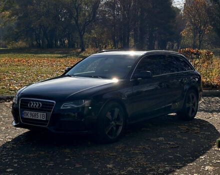 Черный Ауди А4, объемом двигателя 2 л и пробегом 342 тыс. км за 11950 $, фото 2 на Automoto.ua