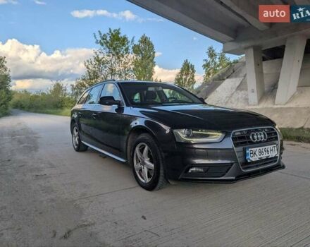 Чорний Ауді А4, об'ємом двигуна 2 л та пробігом 324 тис. км за 9700 $, фото 6 на Automoto.ua