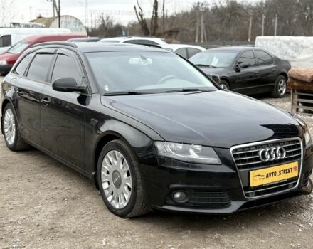 Черный Ауди А4, объемом двигателя 2 л и пробегом 211 тыс. км за 9800 $, фото 2 на Automoto.ua