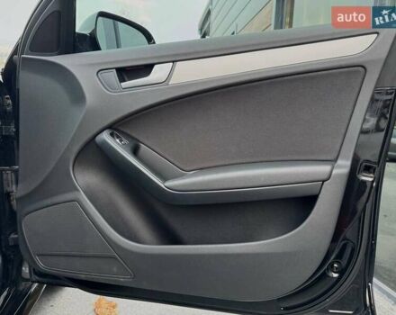 Чорний Ауді А4, об'ємом двигуна 2 л та пробігом 287 тис. км за 10300 $, фото 49 на Automoto.ua