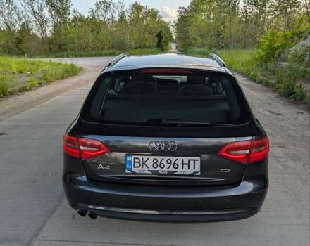 Чорний Ауді А4, об'ємом двигуна 2 л та пробігом 324 тис. км за 9700 $, фото 12 на Automoto.ua