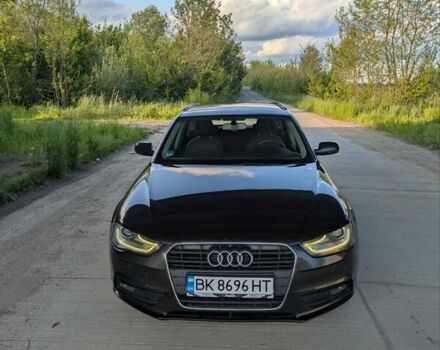 Чорний Ауді А4, об'ємом двигуна 2 л та пробігом 324 тис. км за 9700 $, фото 3 на Automoto.ua