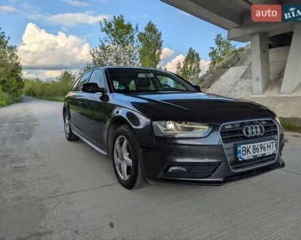 Чорний Ауді А4, об'ємом двигуна 2 л та пробігом 324 тис. км за 9700 $, фото 7 на Automoto.ua