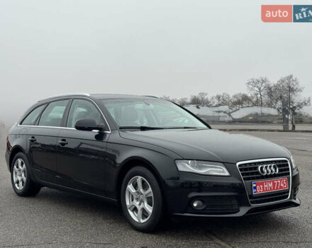 Черный Ауди А4, объемом двигателя 1.8 л и пробегом 255 тыс. км за 9900 $, фото 16 на Automoto.ua