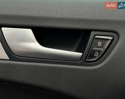 Чорний Ауді А4, об'ємом двигуна 2 л та пробігом 287 тис. км за 10300 $, фото 20 на Automoto.ua