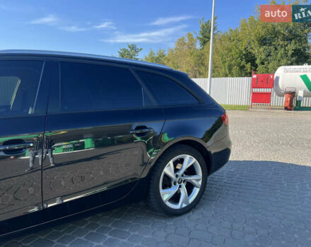 Чорний Ауді А4, об'ємом двигуна 2 л та пробігом 340 тис. км за 13000 $, фото 5 на Automoto.ua