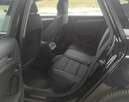 Черный Ауди А4, объемом двигателя 2 л и пробегом 285 тыс. км за 12000 $, фото 6 на Automoto.ua