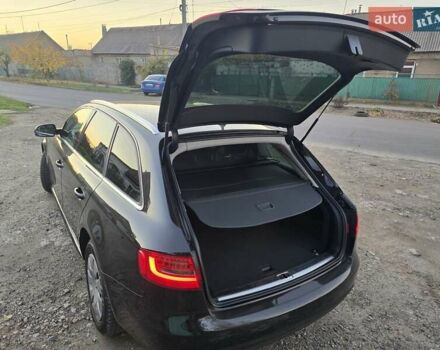 Черный Ауди А4, объемом двигателя 2 л и пробегом 282 тыс. км за 10800 $, фото 21 на Automoto.ua