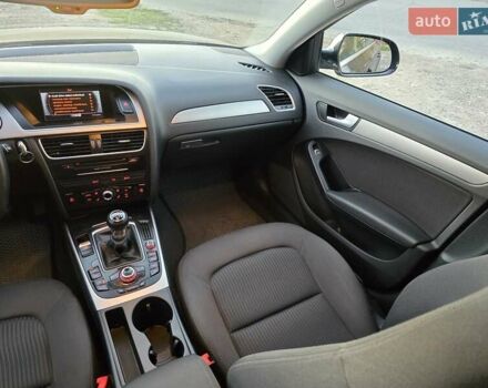 Черный Ауди А4, объемом двигателя 2 л и пробегом 282 тыс. км за 10800 $, фото 14 на Automoto.ua