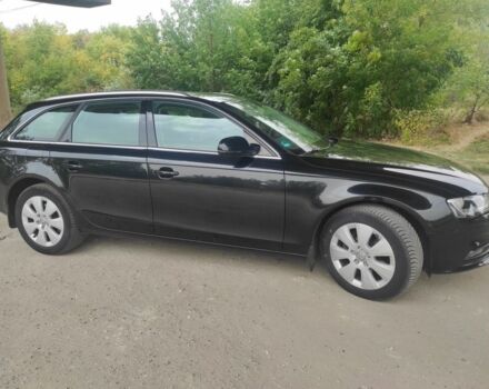 Черный Ауди А4, объемом двигателя 2 л и пробегом 285 тыс. км за 12000 $, фото 4 на Automoto.ua