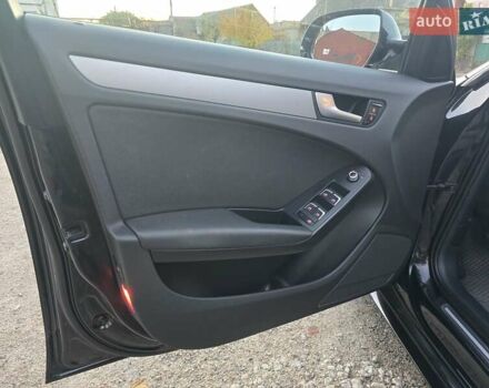 Черный Ауди А4, объемом двигателя 2 л и пробегом 282 тыс. км за 10800 $, фото 8 на Automoto.ua