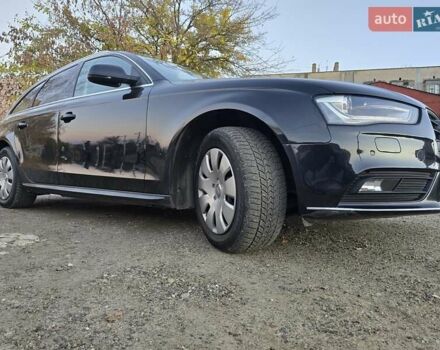 Черный Ауди А4, объемом двигателя 2 л и пробегом 282 тыс. км за 10800 $, фото 54 на Automoto.ua