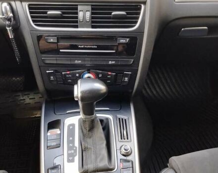 Чорний Ауді А4, об'ємом двигуна 1.8 л та пробігом 270 тис. км за 12500 $, фото 7 на Automoto.ua