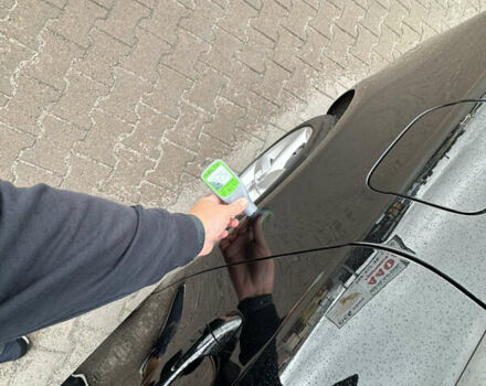 Чорний Ауді А4, об'ємом двигуна 2 л та пробігом 211 тис. км за 14399 $, фото 70 на Automoto.ua