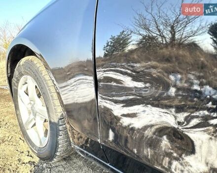 Ауді А4 2015 у Рівному на Automoto.ua Чорний Ауді А4, об'ємом двигуна 1.97 л та пробігом 262 тис. км за 11700 $, фото 6 на Automoto.ua