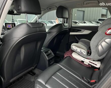 Чорний Ауді А4, об'ємом двигуна 2 л та пробігом 295 тис. км за 16290 $, фото 32 на Automoto.ua