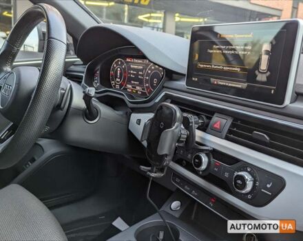 Черный Ауди А4, объемом двигателя 2 л и пробегом 181 тыс. км за 22500 $, фото 17 на Automoto.ua