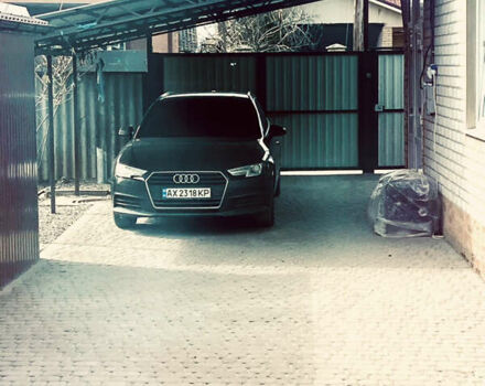 Черный Ауди А4, объемом двигателя 1.97 л и пробегом 272 тыс. км за 20000 $, фото 6 на Automoto.ua